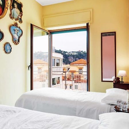 La Musica In The Heart Of Sorrento, 100 M From Station Apartment Exterior photo