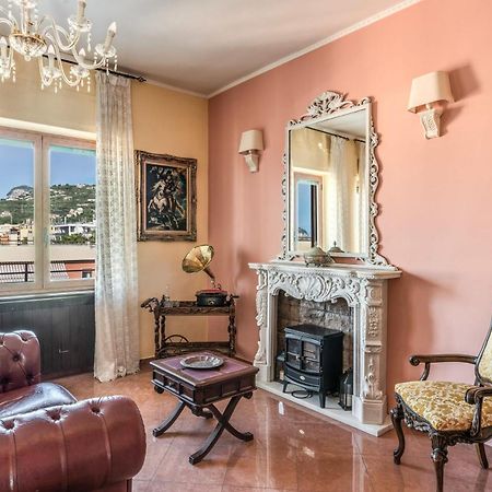 La Musica In The Heart Of Sorrento, 100 M From Station Apartment Exterior photo