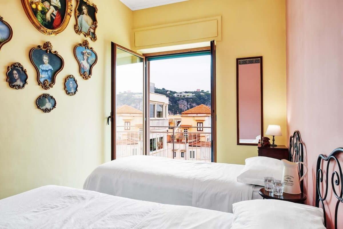 La Musica In The Heart Of Sorrento, 100 M From Station Apartment Exterior photo